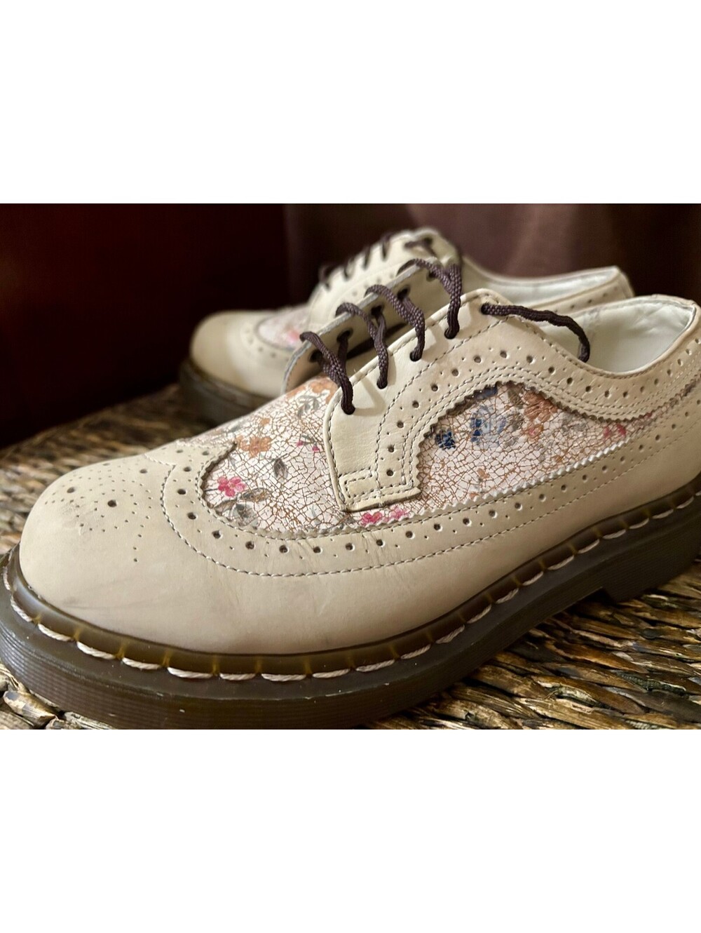 Dr. Martens 'Goldilocks" Floral Crackle Oxfords Beige SZ 6